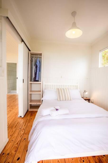Casa de férias Serene Hide-away With Ocean Views